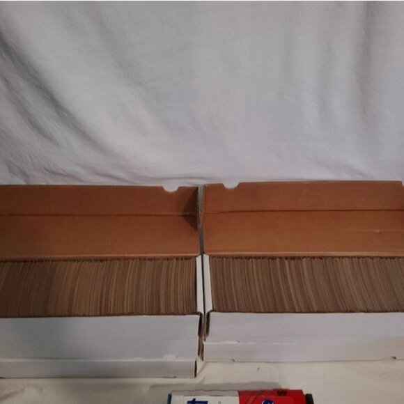 Topps Assorted Baseball Cards Lot of 100 Random - Picture 5 of 7